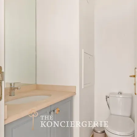 Bm-appartement D'architecte 85 M2 Terrasse- Passy Paříž